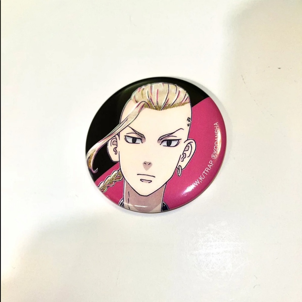 Tokyo Revengers Draken pin badge